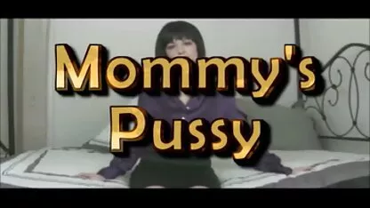 Blonde chaude se masturber latex gay porn vagin trou avec un vibrateur