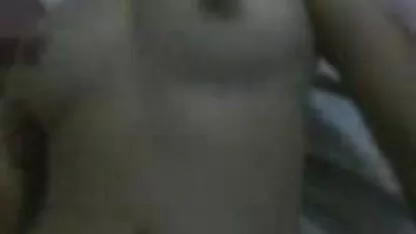 Baise noir pute dans les xnxx liza deux trous