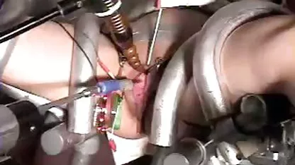 Sous la menace d'une arme, les voleurs aux cheveux roux font baiser le mec 4k mature porn