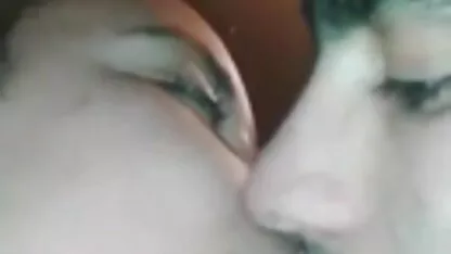 Sexe passionné xxx prono video avec du sperme dans la bouche