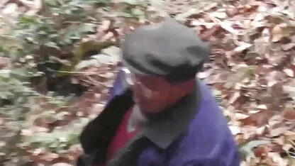 Fille avec de petits xlxx hot seins faire du sport et puis Vagin masturbation