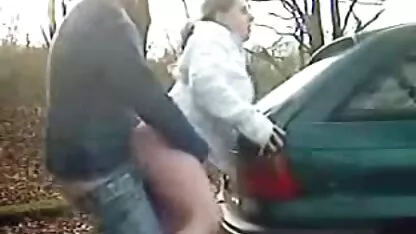 La fille soigneusement amené à baiser Fille Lesbienne à la sexfrre maison