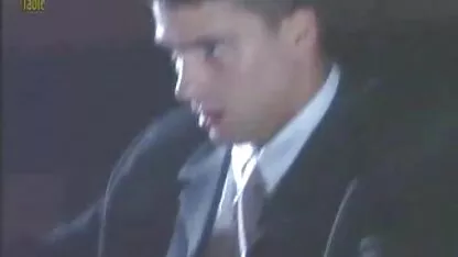 MILF old sex tube silicone laisser l'amulette léché et lui donne sa chatte rasée