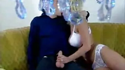 Artiste de la Russie gay xxx tube exige la libération sexuelle pour maintenir l'inspiration