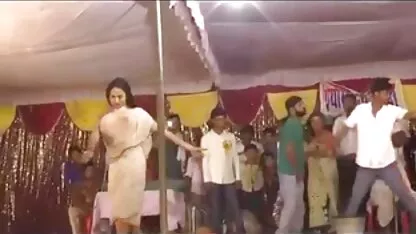 Chaud lesbienne fille rapidement séduit elle jeune xhamster boy copine à Merde