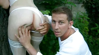 Chiennes novice séduisante grincement victoria silvstedt porn