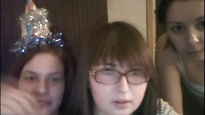 Étalon chaud avec un gay tube free gros pénis a frappé le vagin belle blonde qui