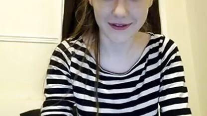 Rousse bête comme sexefantasia quand deux hommes sur sa bite dans les deux trous