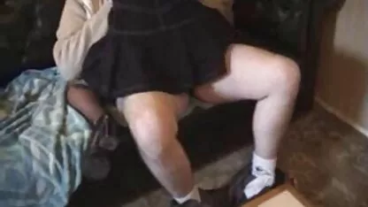 Petit breasted brunette à être baisée par sex girl arab elle copain bien-aimé ami